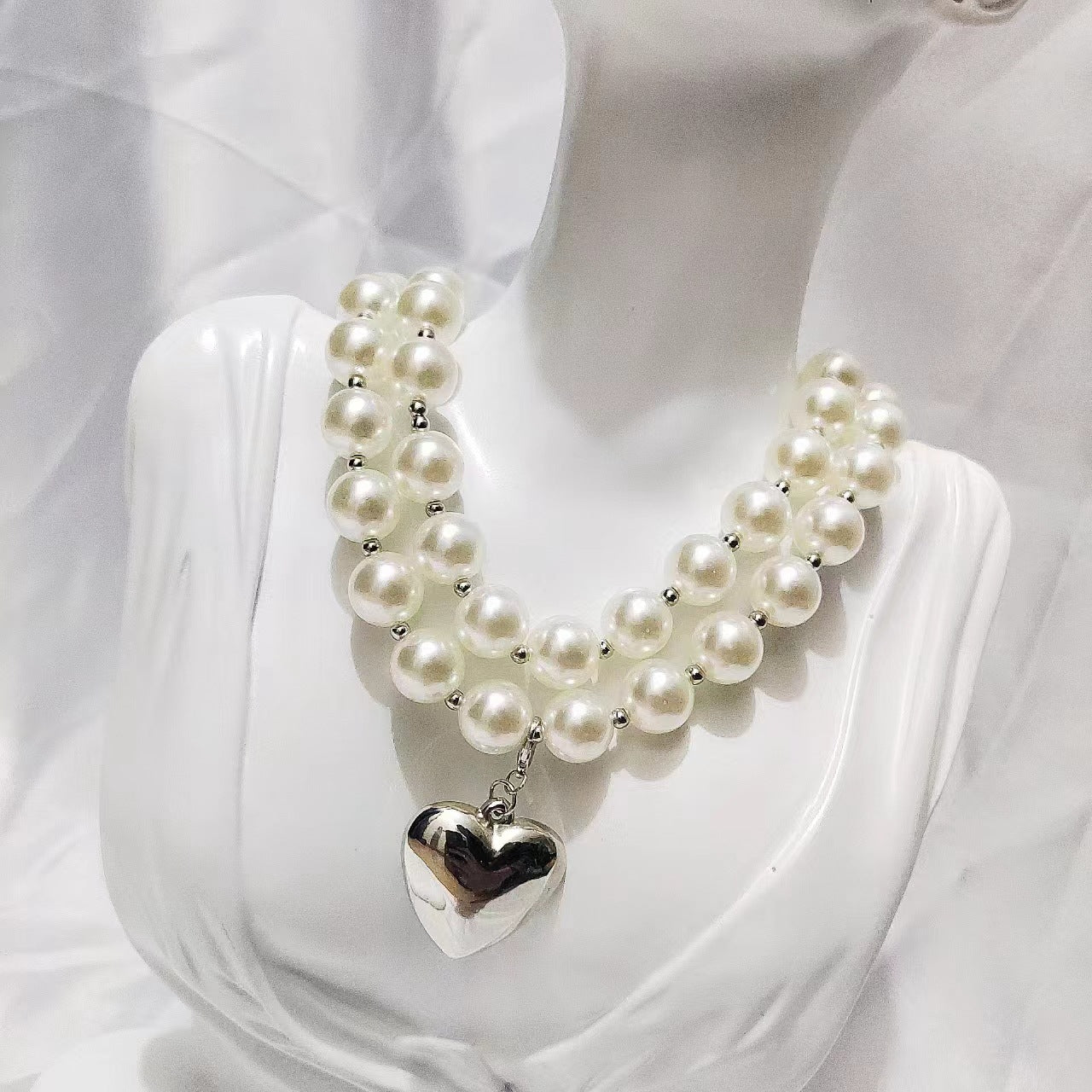 Trendy Pearl Necklace Fashion Temperament Pearl Necklace Peach Heart Vintage Sweater Chain Women