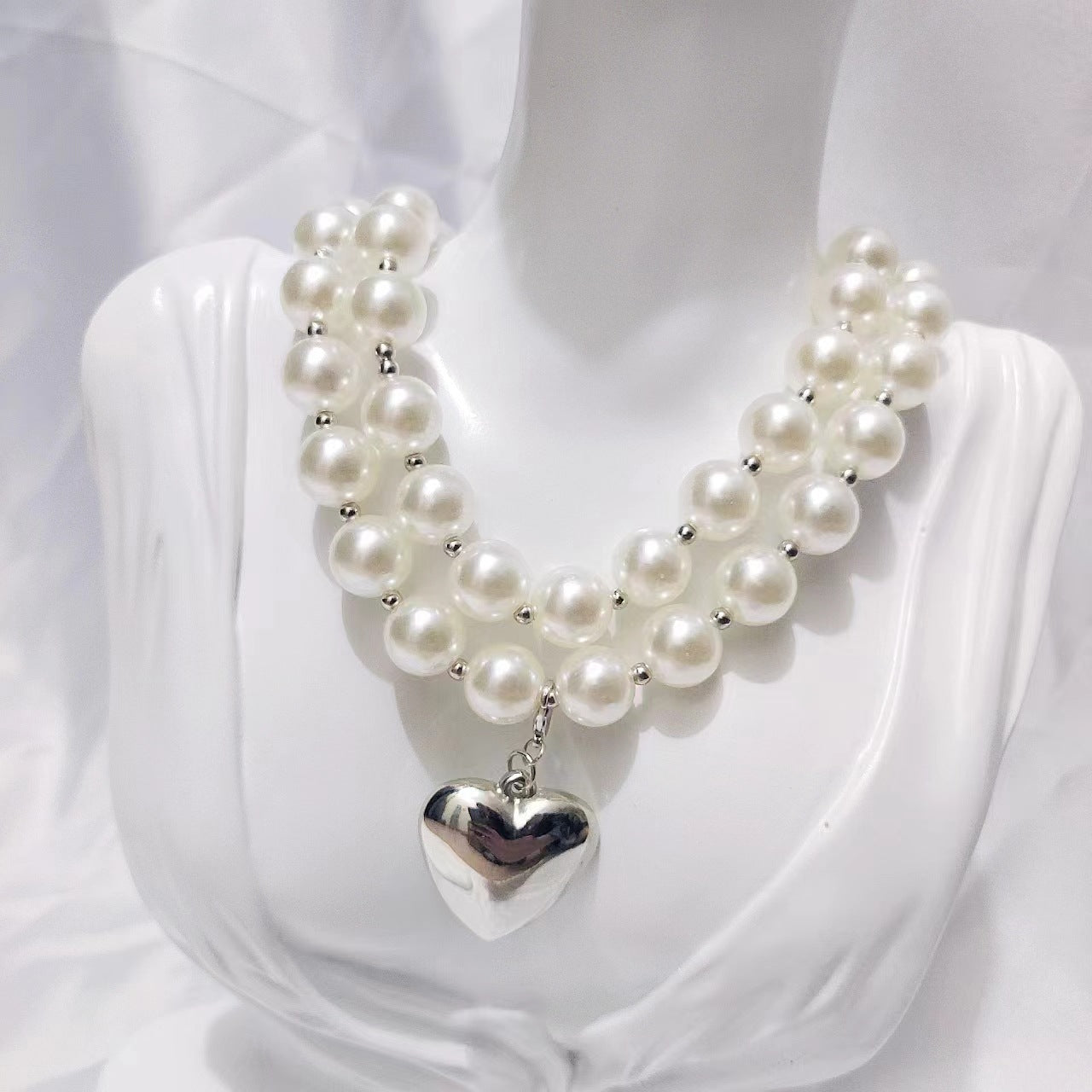 Trendy Pearl Necklace Fashion Temperament Pearl Necklace Peach Heart Vintage Sweater Chain Women