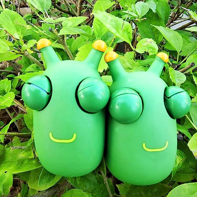 Funny Grass Worm Pinch Toy, Green Eye Bouncing Worm Squeeze Toy, Novelty Fun Squeeze Stress Relief Toys For Adults Kids Gift Cool Gadgets